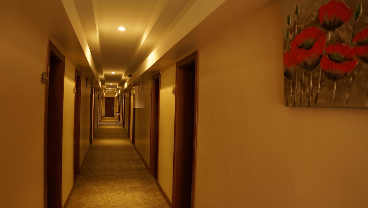 Mesa Hotel Batman Exterior photo